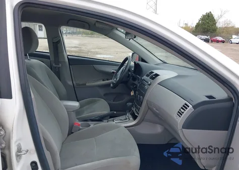 2011 Toyota Corolla Le z USA, uszkodzony, nr VIN 2T1BU4EE5BC668913